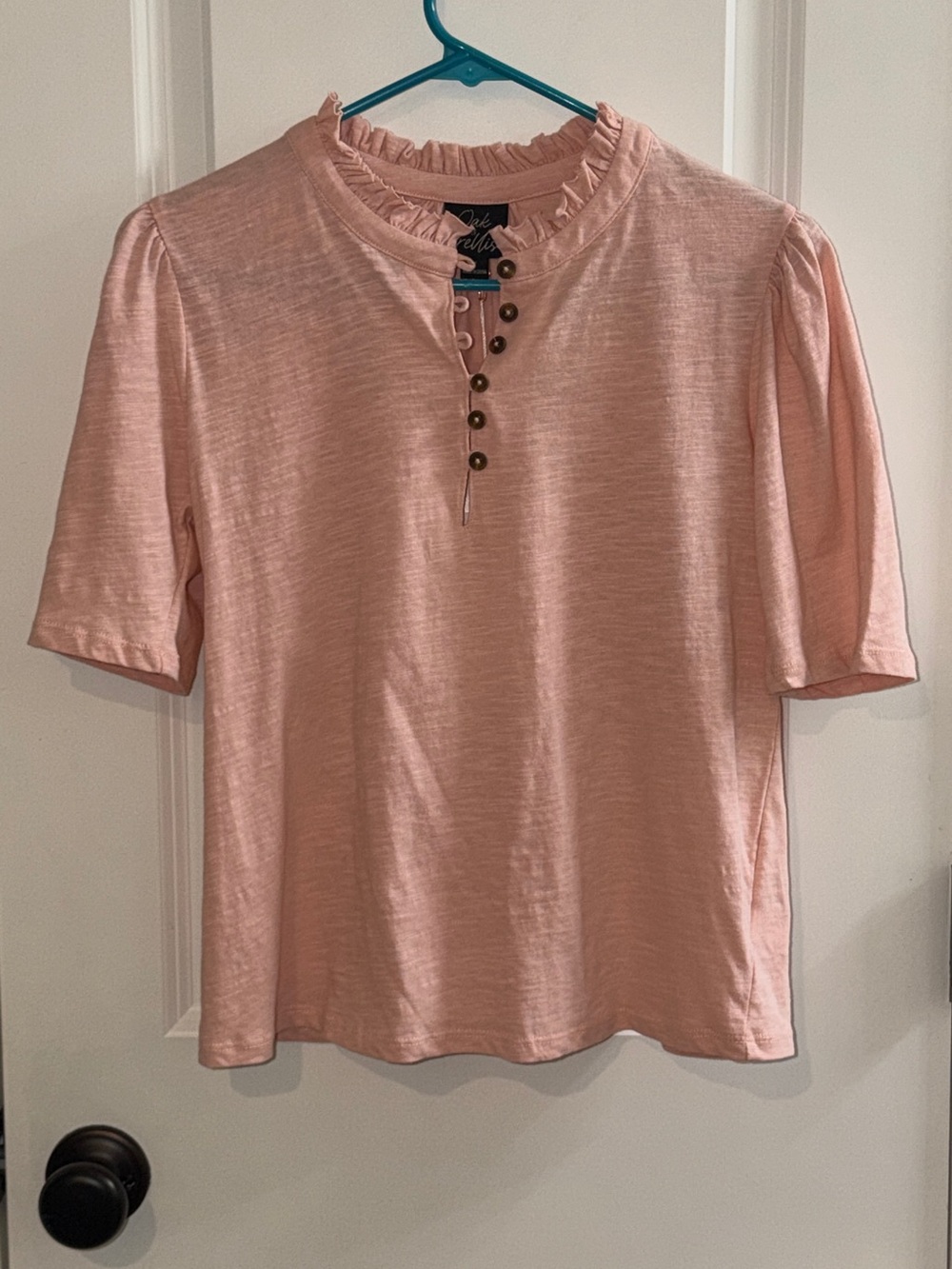 Oak & Trellis Blush Pink Ruffle Neck Button Front Top Medium NWT